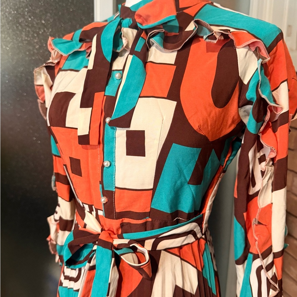 Vintage Geometric Midi Dress with Tie-Waist in Teal & Coral - Picture 3 of 8